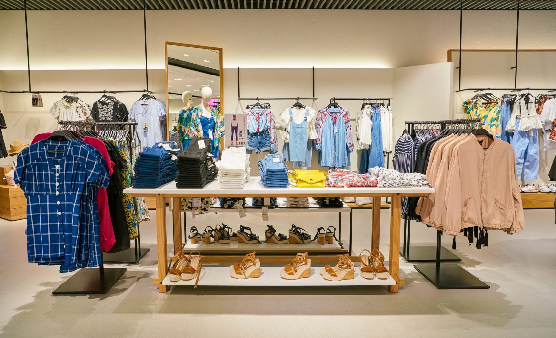 How Zara Is Using In-Store Tech To Improve Its Customer Experience
